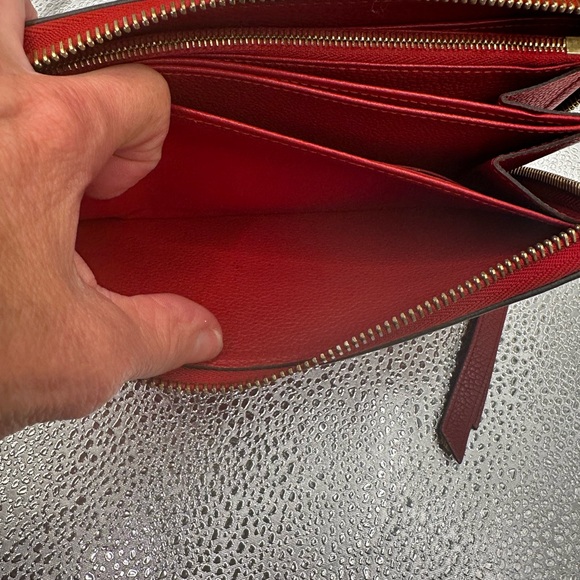 Louis Vuitton red Empreinte leather wallet- ALL INCLUSIVE and No Callouts - Picture 8 of 10
